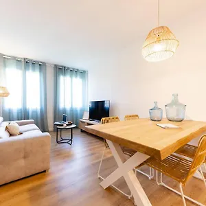 Bravissimo Tarla, 2-bedroom Apartment Girona